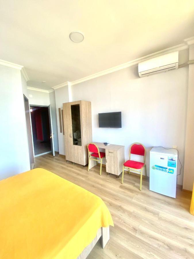 Mimino Batumi Exterior foto