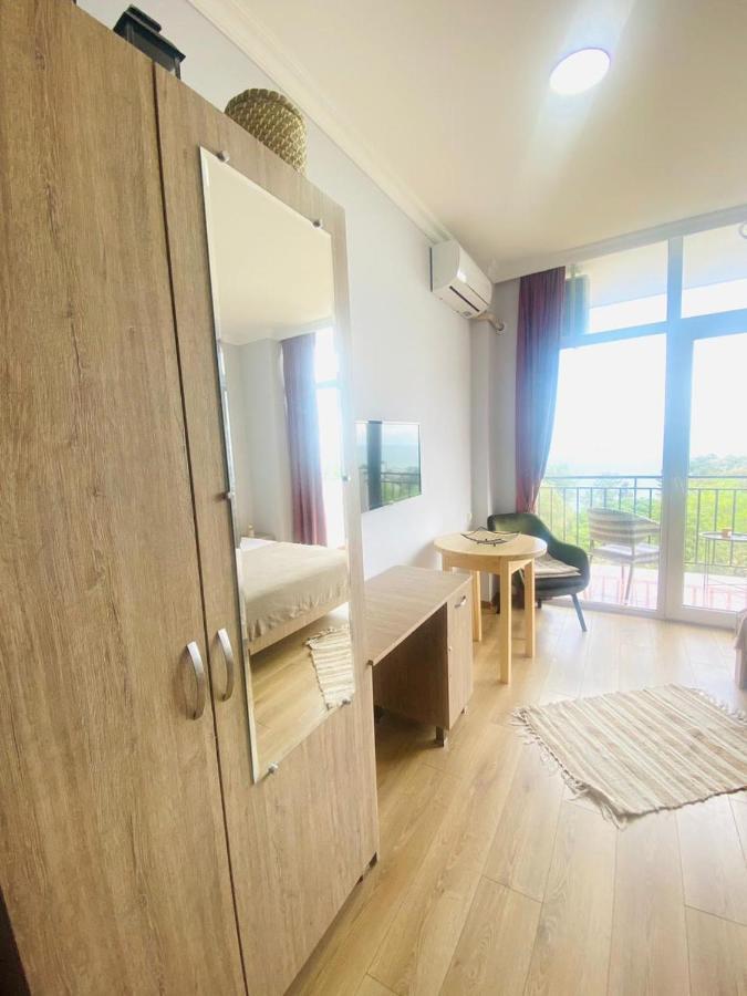 Mimino Batumi Exterior foto